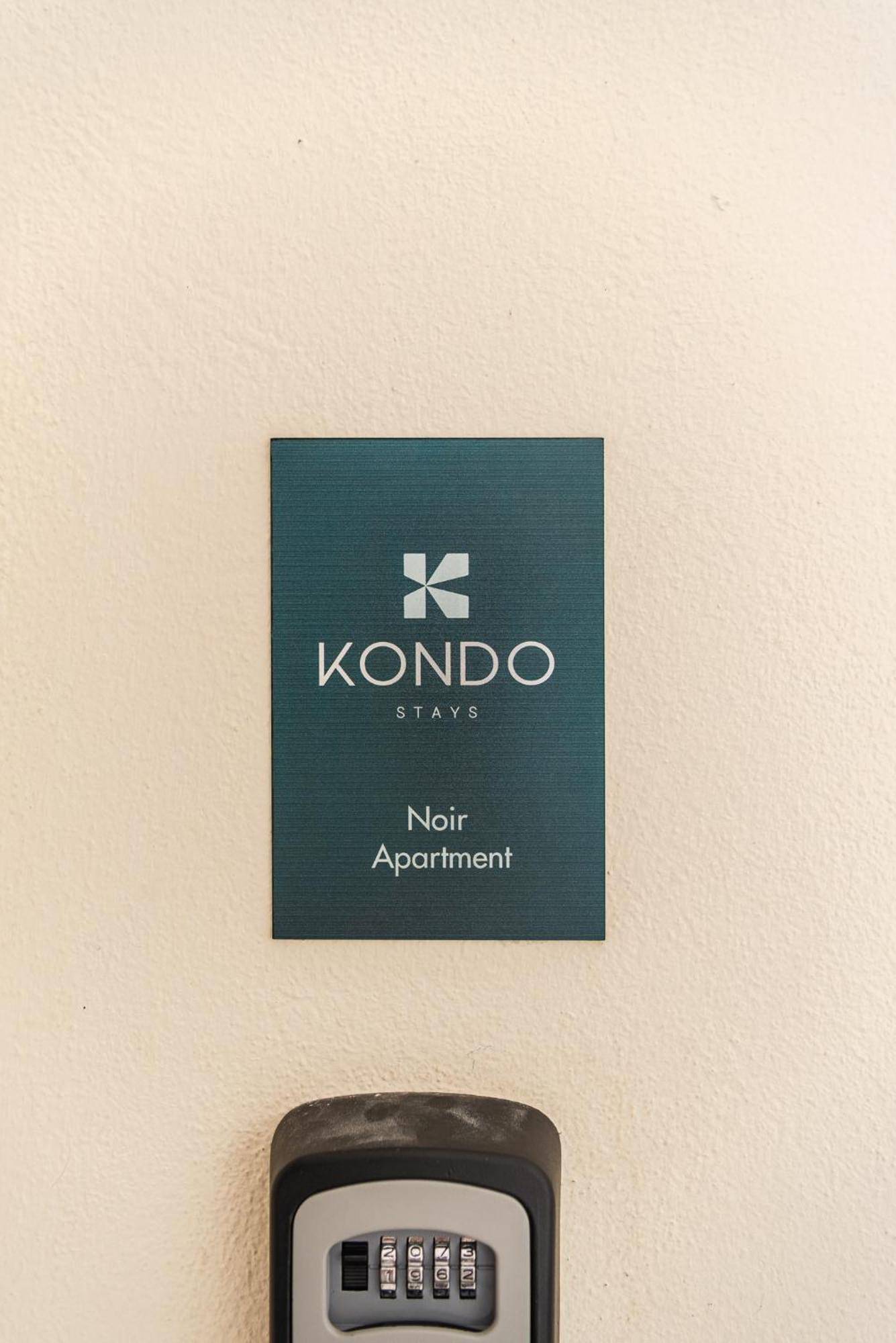 Noir Apartment By Kondo Stays Tirana Exterior photo
